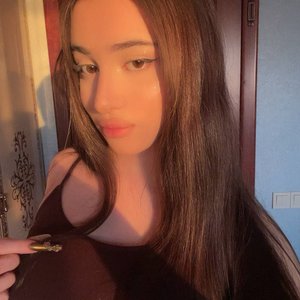 Niyarka Nude