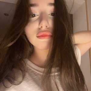 Niyarka Nude