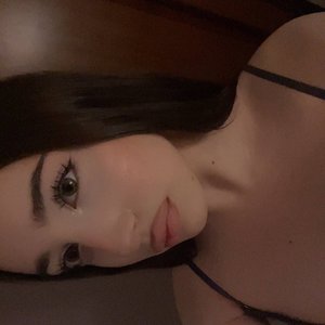Niyarka Nude