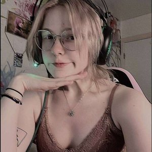 Pinkguno Nude