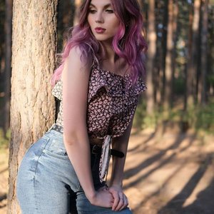 Lipisinka Nude
