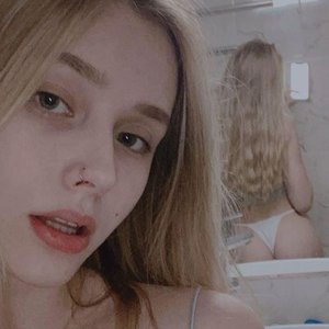 Whylollycry Nude