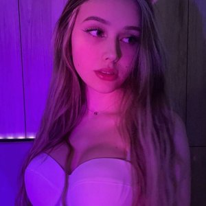 Whylollycry Nude