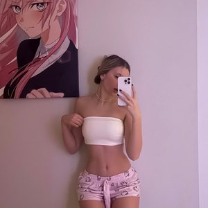 Whylollycry Nude