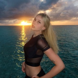 Whylollycry Nude