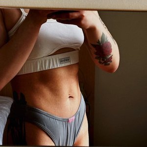 Anastazis Nude