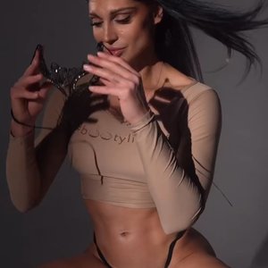 Darya Navarrskaya Nude