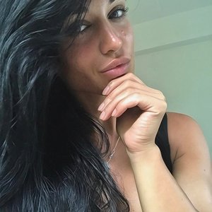 Darya Navarrskaya Nude