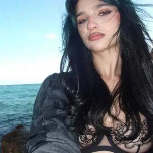 Liza Anokhina Nude