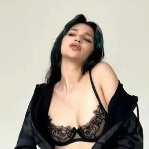 Liza Anokhina Nude