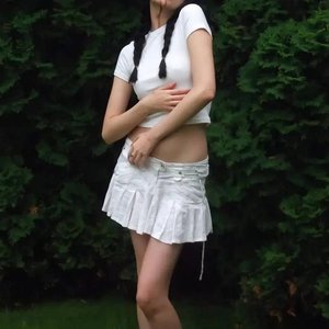 Liza Anokhina Nude