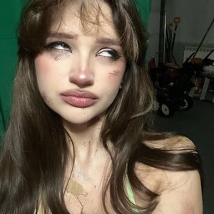 Liza Anokhina Nude