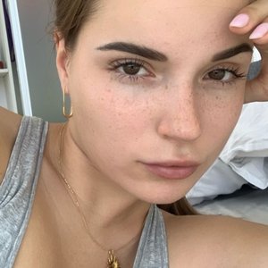 Sasha Spilberg Nude