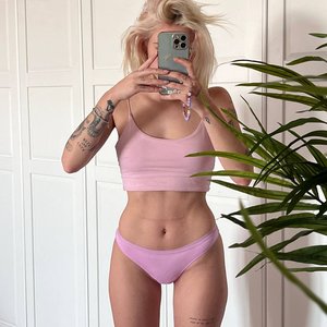 Alina Olesheva Nude