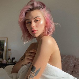 Alina Olesheva Nude