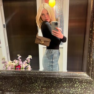 El Fanning Nude