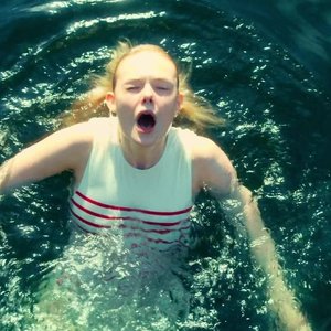 El Fanning Nude