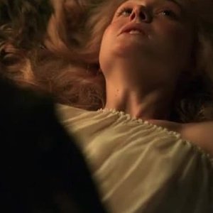 El Fanning Nude