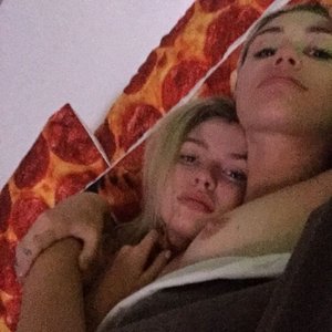 Mayli Sayrus Nude