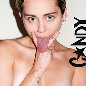 Mayli Sayrus Nude