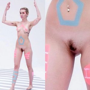 Mayli Sayrus Nude