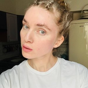 Dinablin Nude