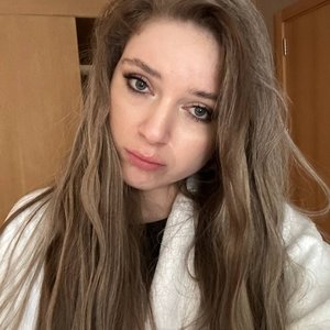 Dinablin Nude