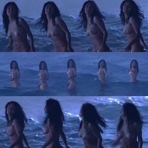 Salma Khayek Nude
