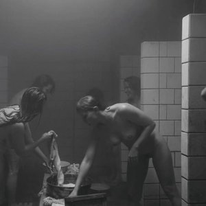 Yuliya Peresild Nude