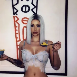 Iggi Azaliya Nude