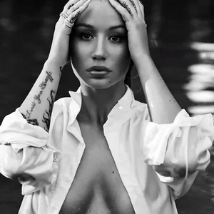 Iggi Azaliya Nude