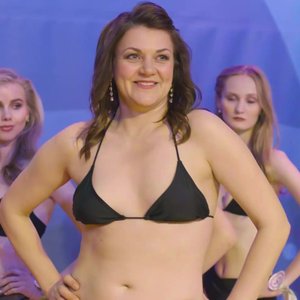 Anna Ukolova Nude