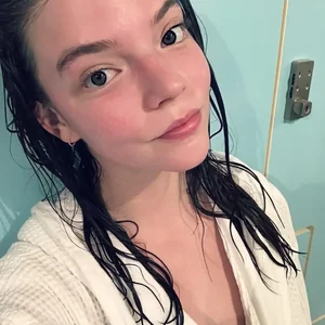 Anya Teylor-dzhoy Nude
