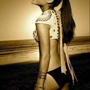 Ariana Grande Nude