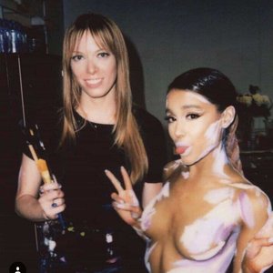 Ariana Grande Nude