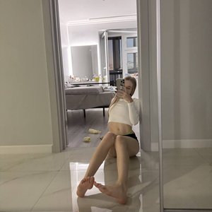 Bloomus Nude