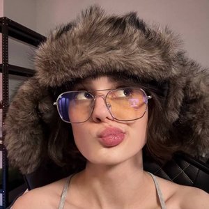 Cutierover Nude