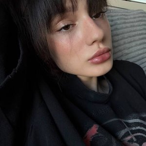 Cutierover Nude