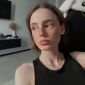 Cutierover Nude