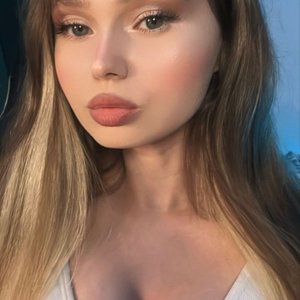 Evaanna Nude
