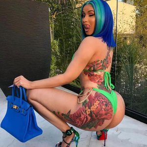 Kardi Bi Nude