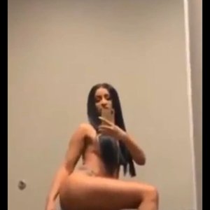 Kardi Bi Nude