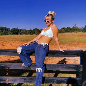 Milli Bobbi Braun Nude