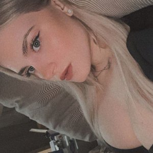 Modestal Nude