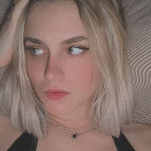 Modestal Nude
