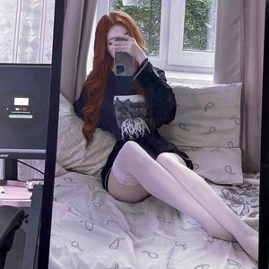 Nisa Nude