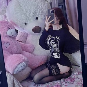 Nisa Nude