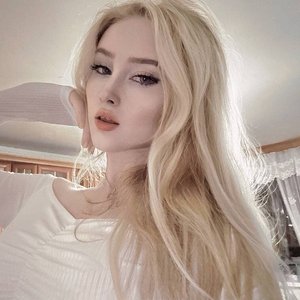 Nisa Nude
