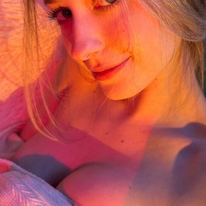 Pumpur Mur Nude