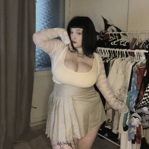 Chmonya Nude
